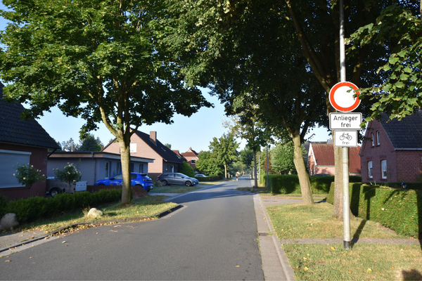 CDU-Antrag erfolgreich: Ruhe für Anlieger am Kirchweg – Poller kommt